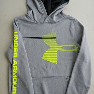 Under Armour Sweatshirt